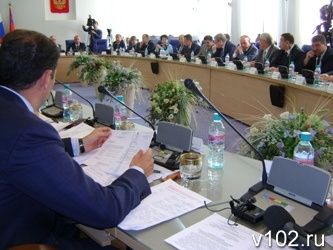 Волгоградская облдума устанавливает новые правила выплаты пособий матерям