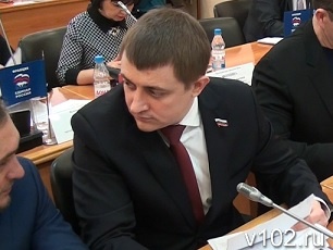 самый обеспеченный депутат Волгоградской гордумы Андрей Гимбатов.