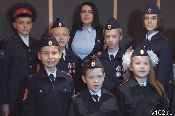 Депутат Государственной думы Анна Кувычко объявила конкурс патриотической песни после резонанса «Дяди Вовы»