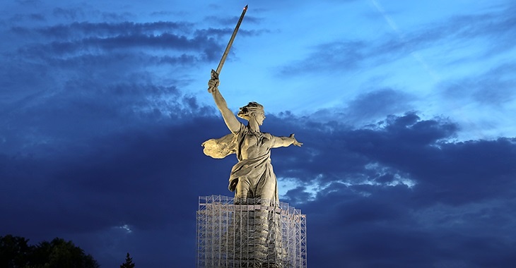 «Высота 102»ТВ: Реставраторы «Родины-матери» в Волгограде обещают не пугать новоделом