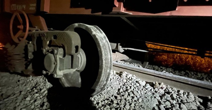 Московские следователи возбудили уголовное дело по факту схода вагонов грузового поезда под Волгоградом