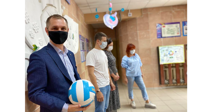 Сотрудники «ЕвроХим-ВолгаКалия» оказали помощь воспитанникам «Волжского центра помощи детям»