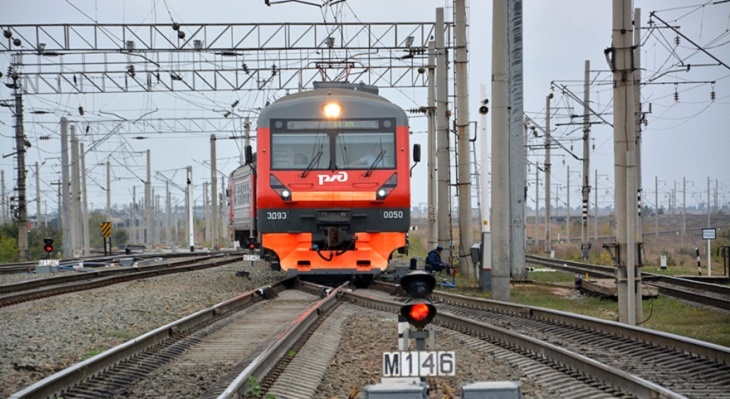 В Волгоградской области изменится расписание пригородных поездов на время ремонта путей