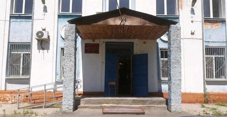 На капремонт послевоенной школы в Волгограде ищут третьего подрядчика