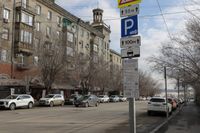 За пять минут тоже платить? Отвечаем на самые популярные вопросы о платных парковках Волгограда