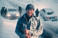 «Люди думали, что это конец»: под Волгоградом сельский тракторист спас застрявших в снежный буран путников