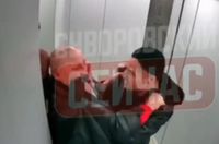 Лифт примирения: дравшиеся ростовчане пошли на мировую в застрявшей кабине