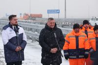 «Об этом мечтало не одно поколение»: Андрей Бочаров открыл движение по новому участку обхода Волгограда