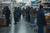 «Ощущение, что работают последний день»: в Волгограде случился новогодний бум в строительных магазинах