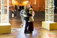 «Ощущение таинственности и волшебства возвращают в детство»: праздничный фоторепортаж с Рождественской ночи в Волгограде