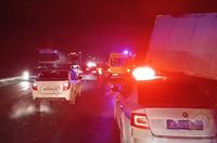 Километровая пробка в сторону Волгограда образовалась из-за ДТП с 7 жертвами