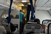 Застрявшие в Саратове пассажиры рейса из Хургады в Волгоград пожаловались на голод