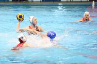 Волгоградские ватерполистки дома дважды проиграли «Югре»