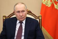 Путин поручил продлить работу яслей в детсадах для удобства родителей