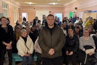 «Мы никуда не уйдем!»: в Волжском Бастрыкина попросили вмешаться в затянувшийся ремонт школы