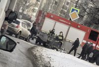 На юге Волгограда после ДТП загорелся автомобиль