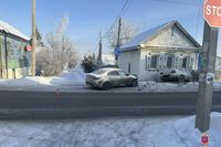 В Волгограде водитель иномарки пострадал, врезавшись в дом