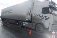 Водитель фуры совершил смертельный обгон на трассе в Волгоградской области