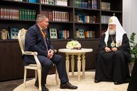 Бочаров поздравил Патриарха Кирилла со значимой датой