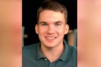 В Саратове бесследно пропал 25-летний хоккеист Филинов