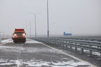 На дороги Волгоградской области раскидали 5 тысяч тонн реагентов