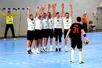 «Каустик» уступил в волгоградском тренерском дерби