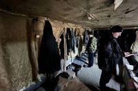 Под Волгоградом фермер прописал в теплицах целую «делегацию» граждан Узбекистана