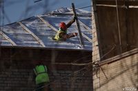 В Фролово фонд капремонта возместит ущерб местной жительнице за потоп в квартире