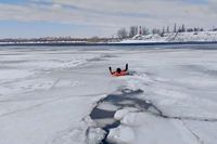 Водолазы ищут в Волге утонувшего 30-летнего волжанина