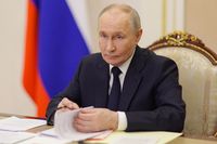 Владимир Путин распорядился увеличить численность ВС РФ на 2,6 тыс. человек