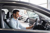 В феврале выдачи автокредитов в России выросли на 9%