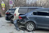 В Волгограде дали 10 суток протаранившей 3 авто даме