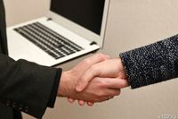 В Волгограде растет количество переводов самозанятым