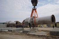 В ЦПКиО Волгограда прибыл центральный вал колеса обозрения «Звезда Сталинграда»