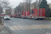 В Волгограде очевидцы засняли вереницу пожарных машин у библиотеки им. М. Горького
