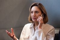 Виртуальный помощник в телефоне научился распознавать голоса роботов и дипфейки