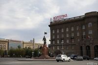 С главной площади Волгограда уберут памятник Невскому и уложат газон