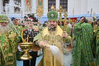 Верующие волгоградцы отмечают Благовещение. Что принято в этот день?