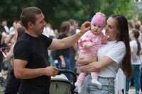 Волгоградцы с 1 июня смогут подать заявления на семейные выплаты