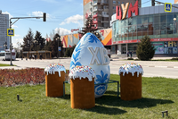 Гигантское яйцо и метровые куличи сделали перед Пасхой под Волгоградом