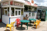 В Волгоградской области сотни киосков и кафе выведут из тени и заставят изменить облик