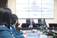 Андрей Бочаров и Роман Иванов провели заседание коллегии УФНС региона
