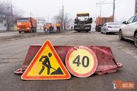 В Волгограде продолжается весенний ремонт дорог после суровой зимы