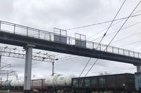 Под Волгоградом отремонтировали пешеходный мост на станции «Волжский»