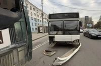 Водители устроили «битву» автобусов в Ростове с пострадавшими