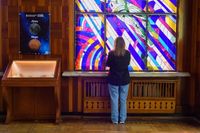 «Явление действительно редкое и красивое»: астрономы поспорили, смогут ли в России рассмотреть «парад планет»