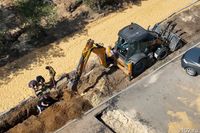 В Волгоградской области введут штрафы до 300 тыс. рублей за перекопанные дороги и парки