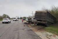 Снесло кабину: в Волгоградской области в ДТП с фурой погиб водитель УАЗ