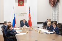 Бочаров обсудил с другими губернаторами вопросы демографии