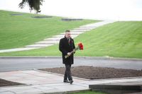 В Волгограде депутат ЕС поклонился подвигу защитников Сталинграда
